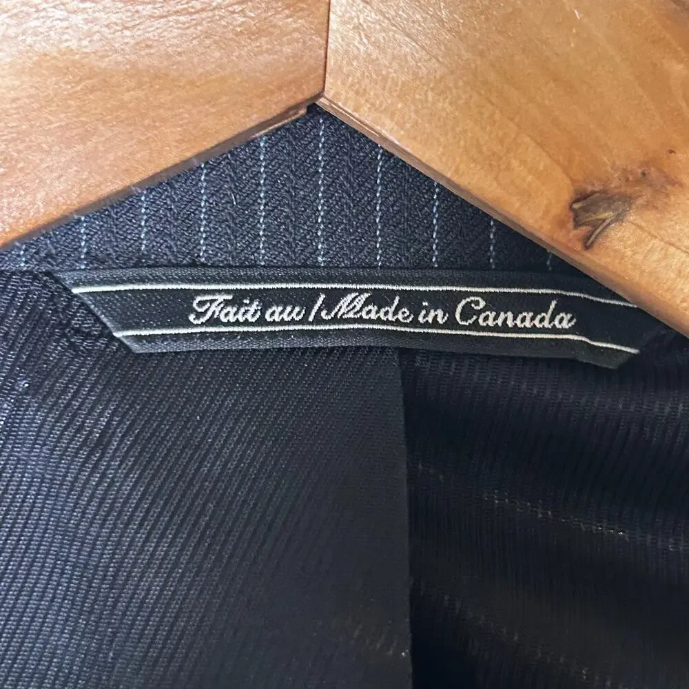Jack Victor Suit Coat Sz 44S Blazer Navy Pinstripe Valentino CT 100%‎ Wool
